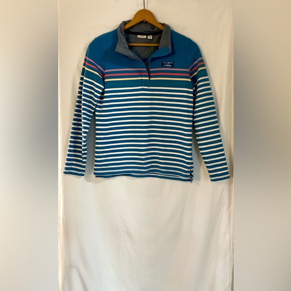 L.L. Bean Tops - L.L. Bean blue and multi color Sweatshirt